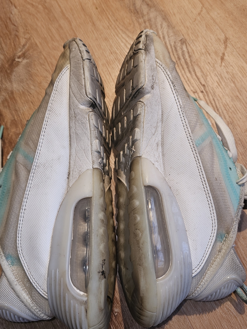 Nike Women’s Air Max 2090 Sail Aurora Green CK2612 101 Sz 8 WORKOUT RUNNING - Picture 5 of 6